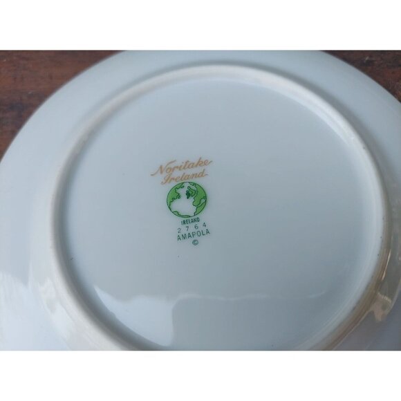 2 Noritake Ireland Amapola 8 1/4" Salad Plates - Picture 3 of 3